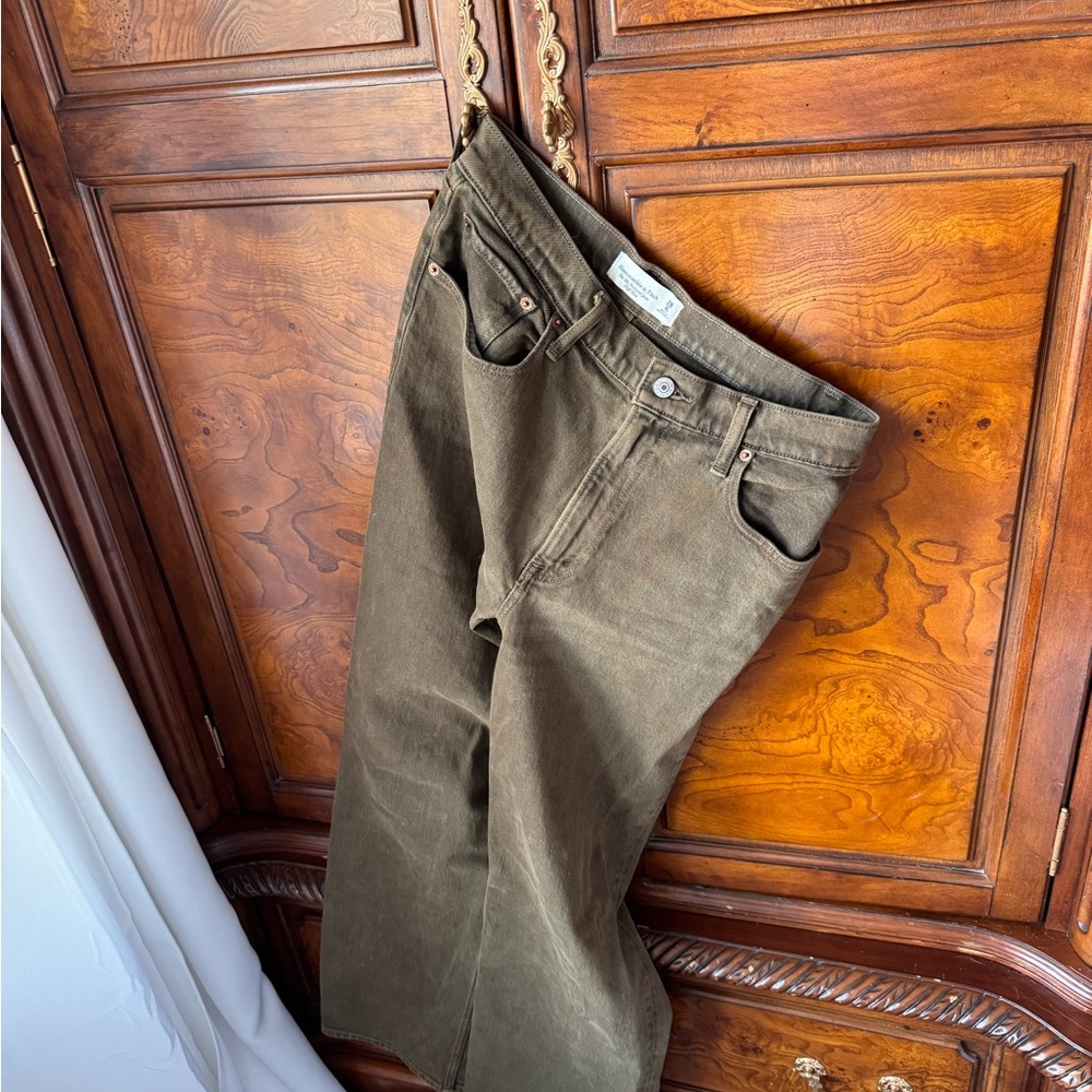 Abercrombie & Fitch the 90s relaxed jean high rise Brown